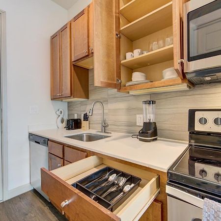Trendy Downtown 1Bd/Freeparking/Wi-Fi/Pool Apartment Хюстън Екстериор снимка