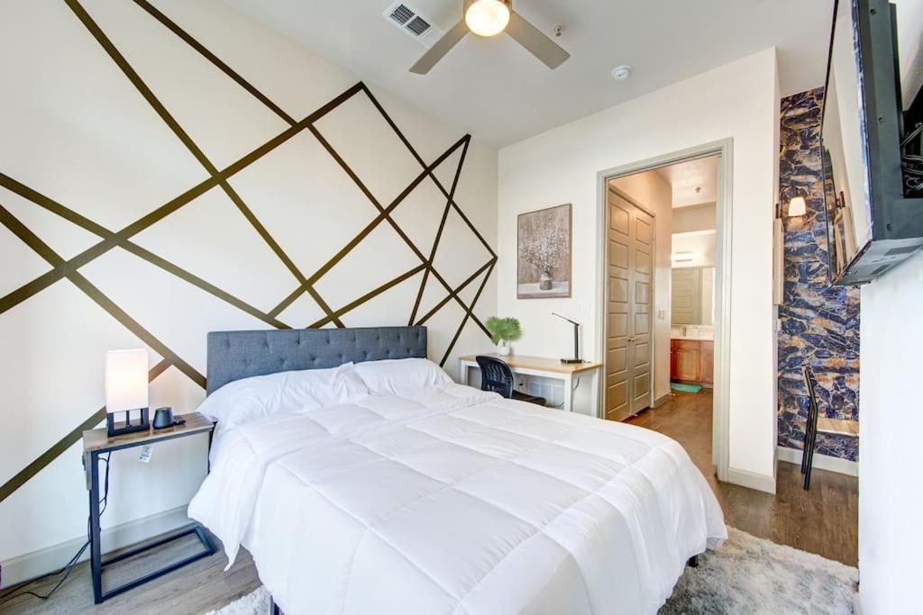 Trendy Downtown 1Bd/Freeparking/Wi-Fi/Pool Apartment Хюстън Екстериор снимка