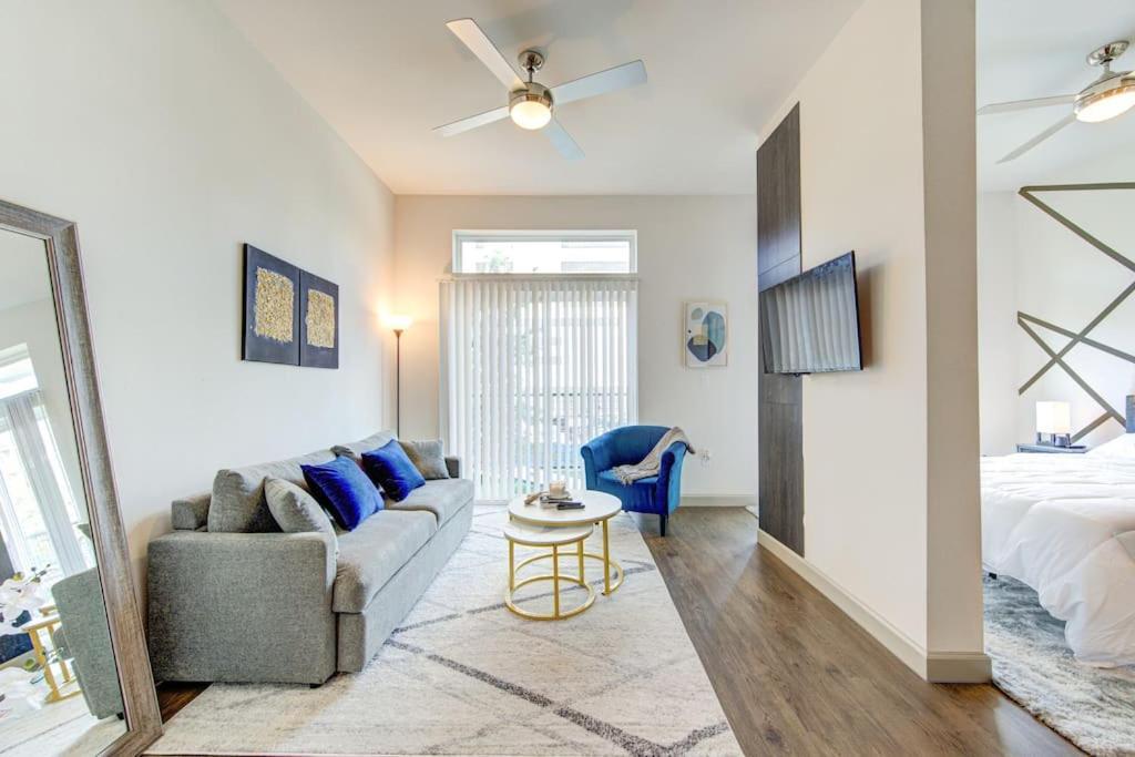 Trendy Downtown 1Bd/Freeparking/Wi-Fi/Pool Apartment Хюстън Екстериор снимка